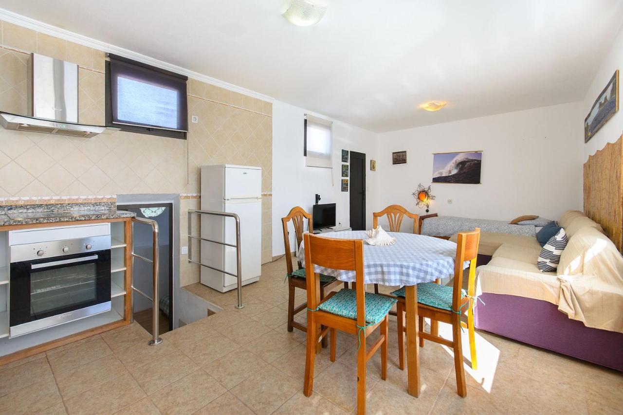 Famara Beach Apt Buitenkant foto