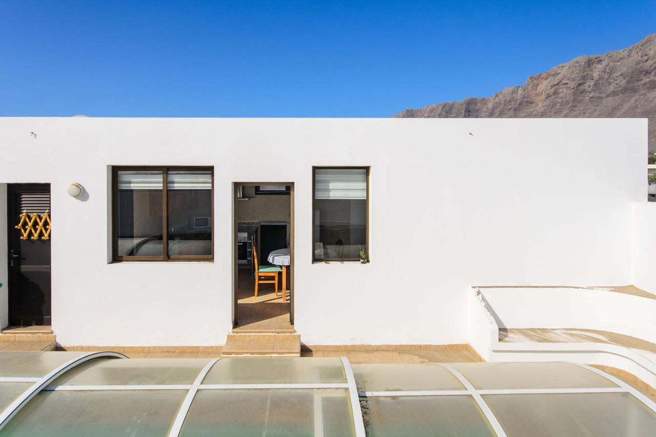 Famara Beach Apt Buitenkant foto